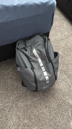Nike elite basketball backpack