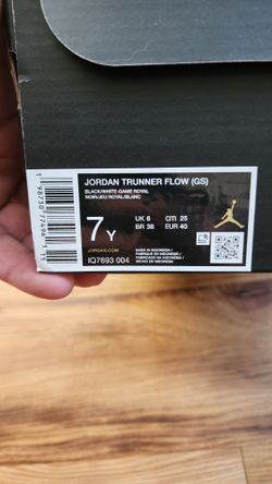 Jordan's. Size 7 Youth/Mens. 8.5 in womens. Brand new. Never worn. Gift wasn't liked.