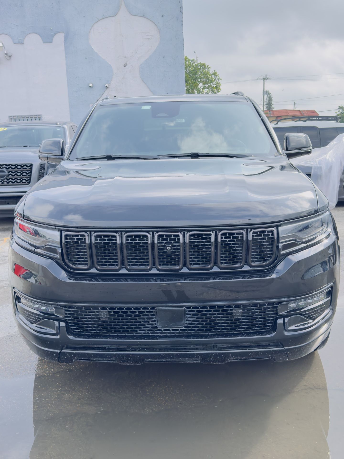 2022 Jeep Wagoneer