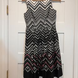 Jessica Howard Women's Petite Sleeveless Pleated Multicolor Dress 4P
