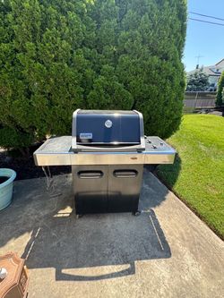 Weber grill and patio furniture set