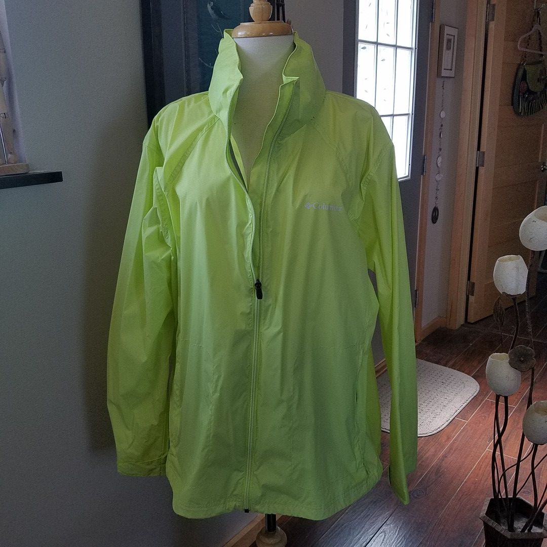 WOMENS COLUMBIA PLUS SIZE WINDBREAKER