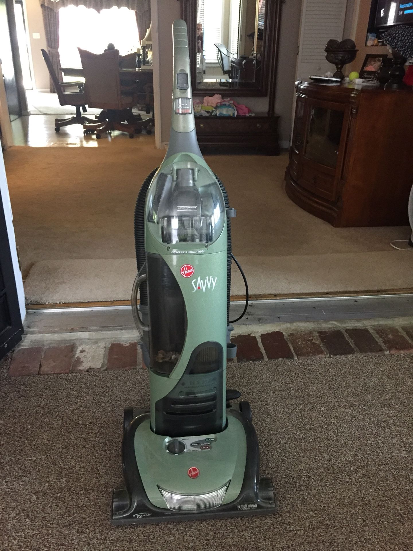 Hoover Savvy Bagless Vacuum Cleaner.