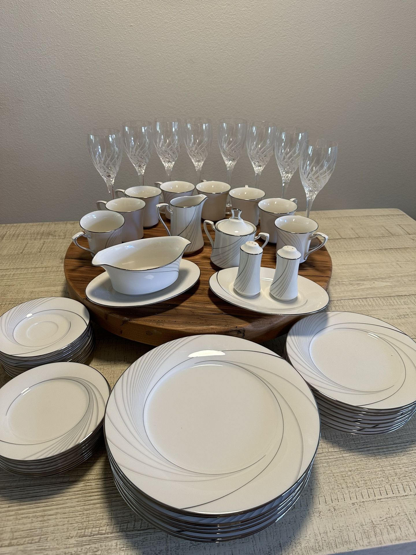 Sterling Tide by NORITAKE 8PC- 54pc set
