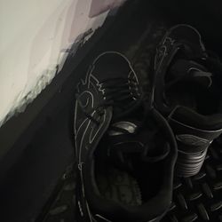 Dior b30 all black size 10