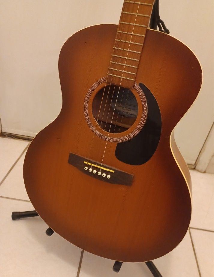 GUITARRA ACUSTICA SEAGULL
