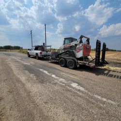 Tractor  Bobcat Rent 350 + 230 Operador Incluye Pala Y Picos.