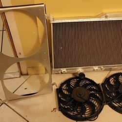 FD Mazda RX7 Radiator with fans and shroud brand new