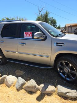2008 cadillac escalade