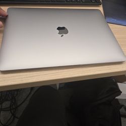 Macbook Air M1  (16gb/512SSD)