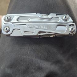 Leatherman Rev 