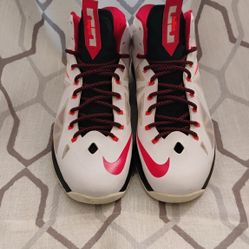 Nike LeBron 10