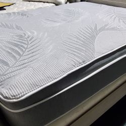 King Size 13 Inch Euro Top Mattress NEW