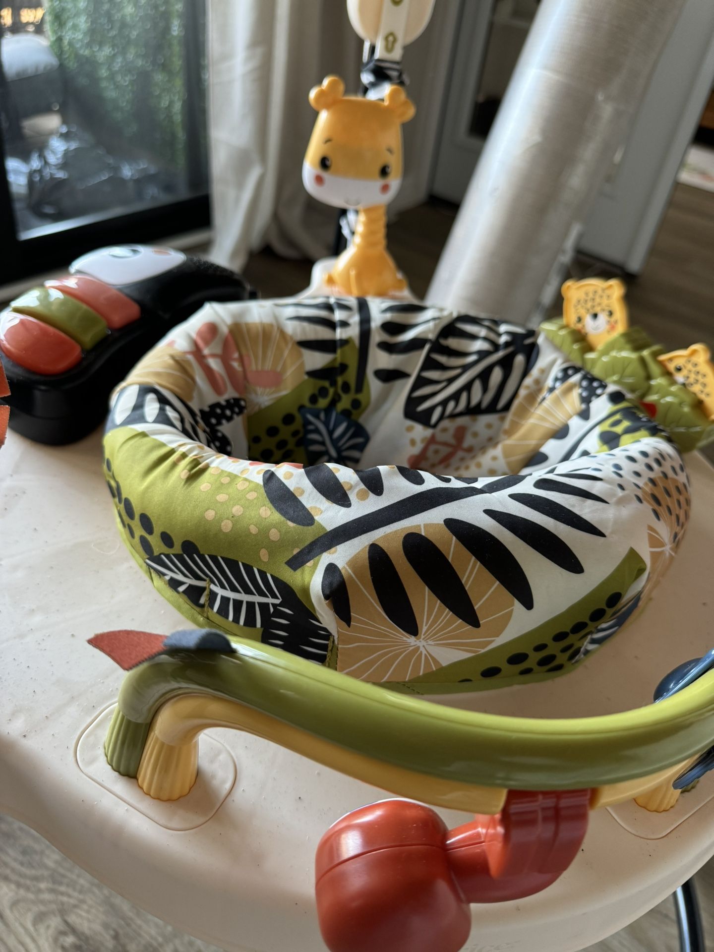 Fisher-Price Baby Bouncer Activity Center Blooming Fun Jumperoo with Music Lights and Developmental Toys for Infant