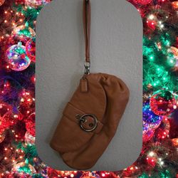 🎄❤️Coach Wristlet 🎄❤️