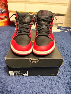 Air Jordan 1 Mid