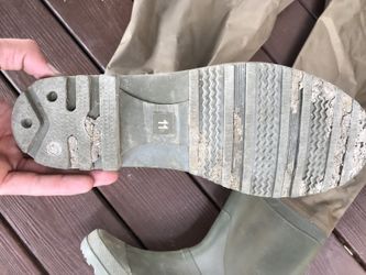 Size 11 men's fishing waiters