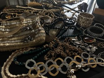 Vintage Jewelry & Purses