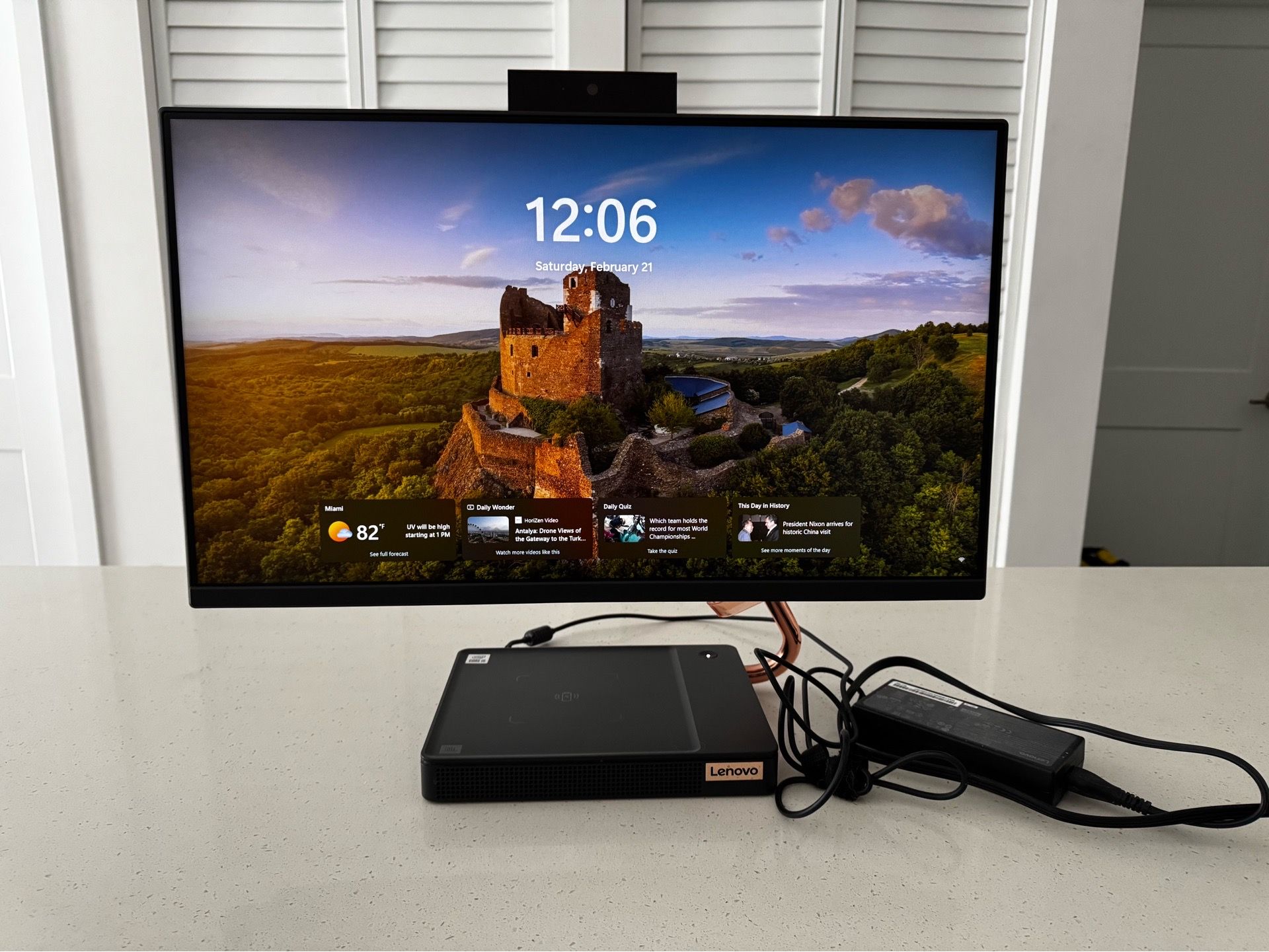 DESKTOP COMPUTER ALL IN ONE