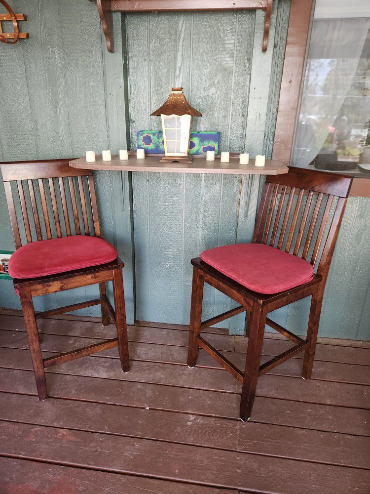 2 Wood Bar Chairs/ High Chairs 
