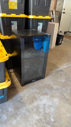 36 bottle Wine Fridge - Wine enthusiast