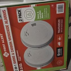 First Alert Precision Detection, 10-year Battery Smoke and Carbon Monoxide Alarm, 2-pack