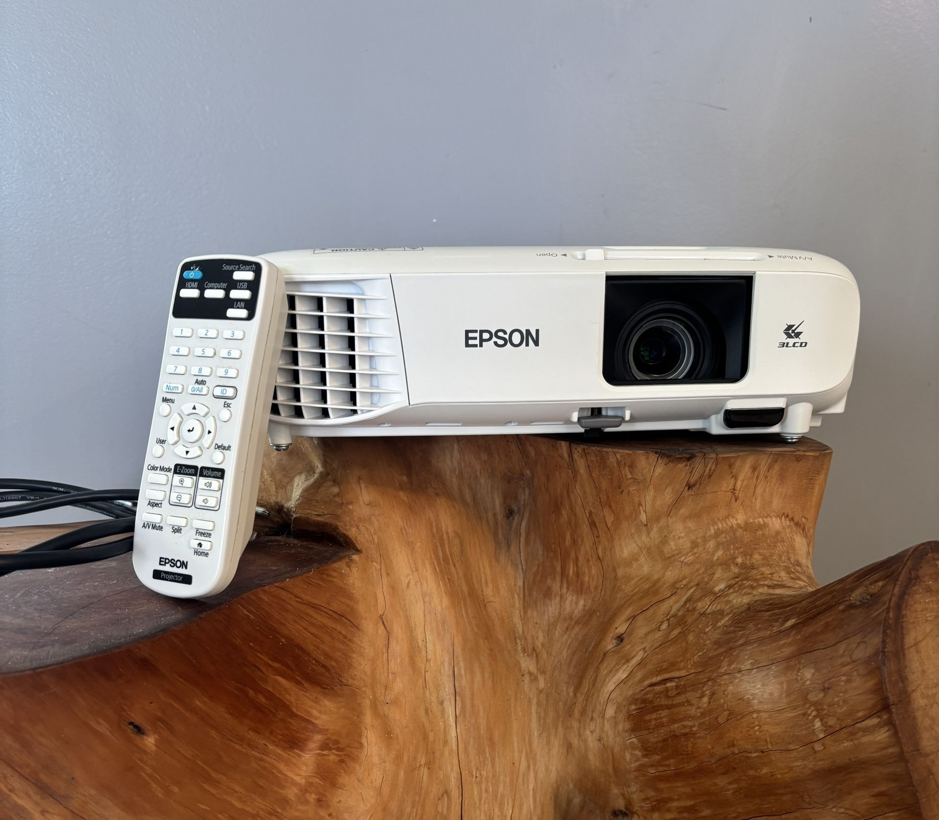 Epson Projector 