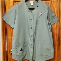 Life Medical Professional Workwear Uniform scrub Snap front top shirt Women  XL. Condition is "Pre-owned". Shipped with USPS Priority Mail.

Product D
