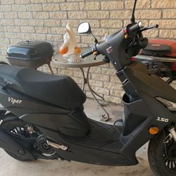 150cc Moped