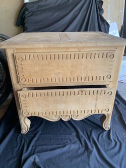 Real Wood Drawer. Needs Painting