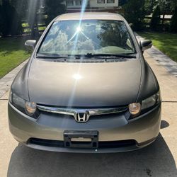 2008 Honda Civic hybrid, 171,000 Miles $3,499