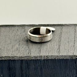 Peace Sign Ring, Size 8 ☮️ 