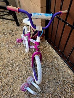 Huffy Sea Star Girls' Bike (16-Inch) with Matching Training Wheels