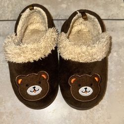 9/10C Teddy Bear Slippers 