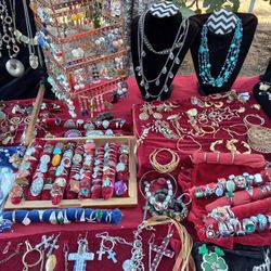 CUSTOM JEWELRY  FOR SALE  FRIDAY AND SATURDAY 