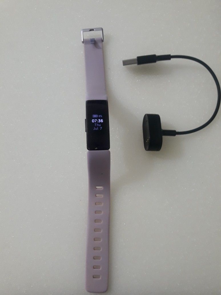 Fitbit Inspire HR Fitness Tracker Watch  Great  Condition Working Fine