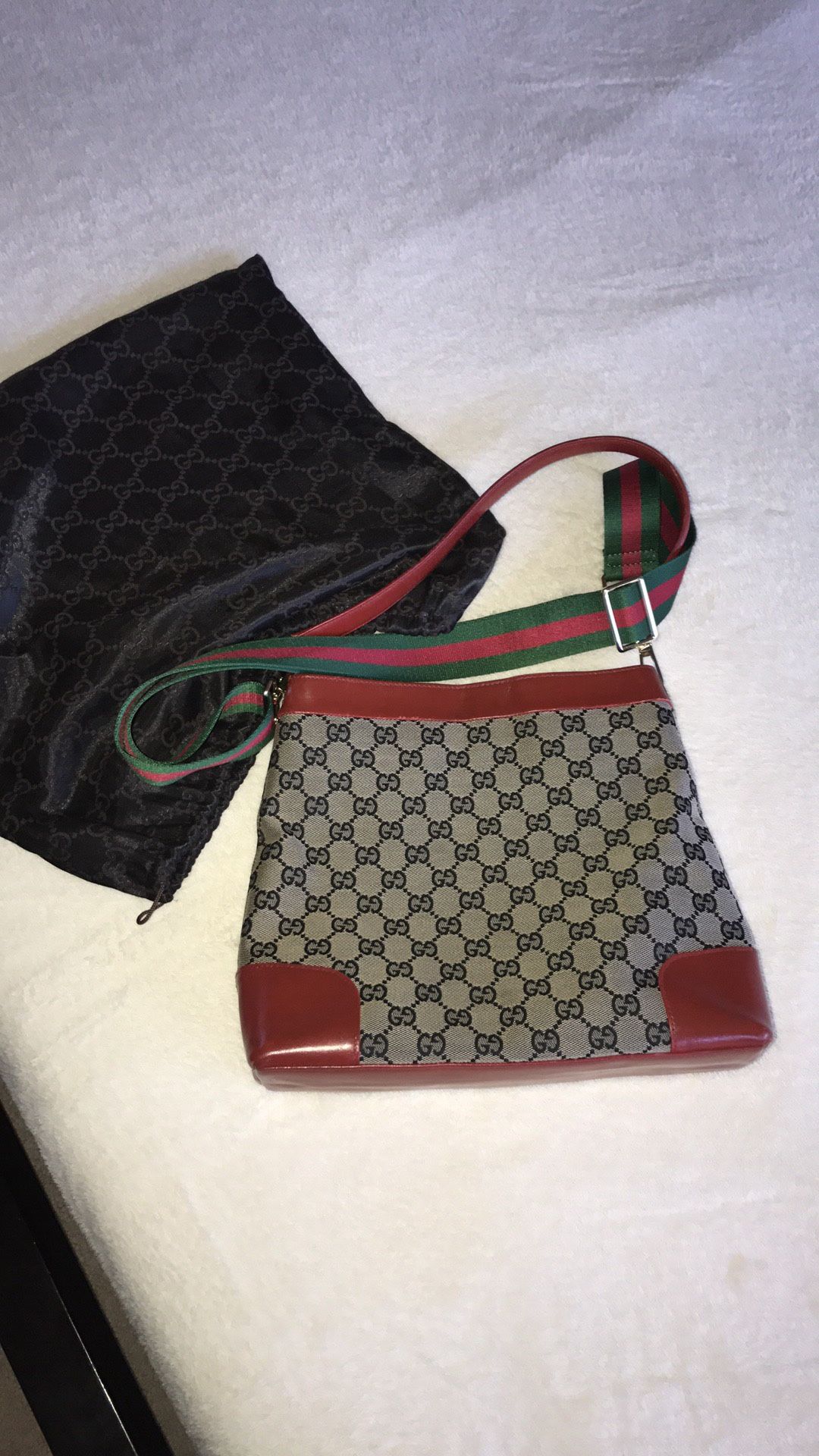 ❌SOLD on Poshmark Vintage Gucci shoulder bag with added strap