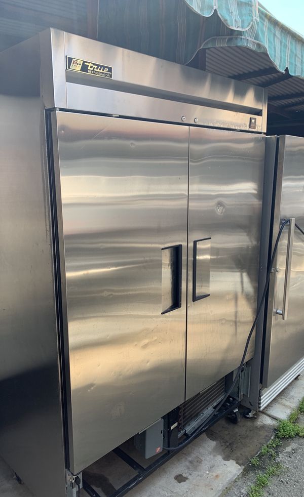True commercial 2 door freezer for Sale in Poway, CA OfferUp