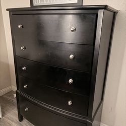 Queen Bed and Dresser