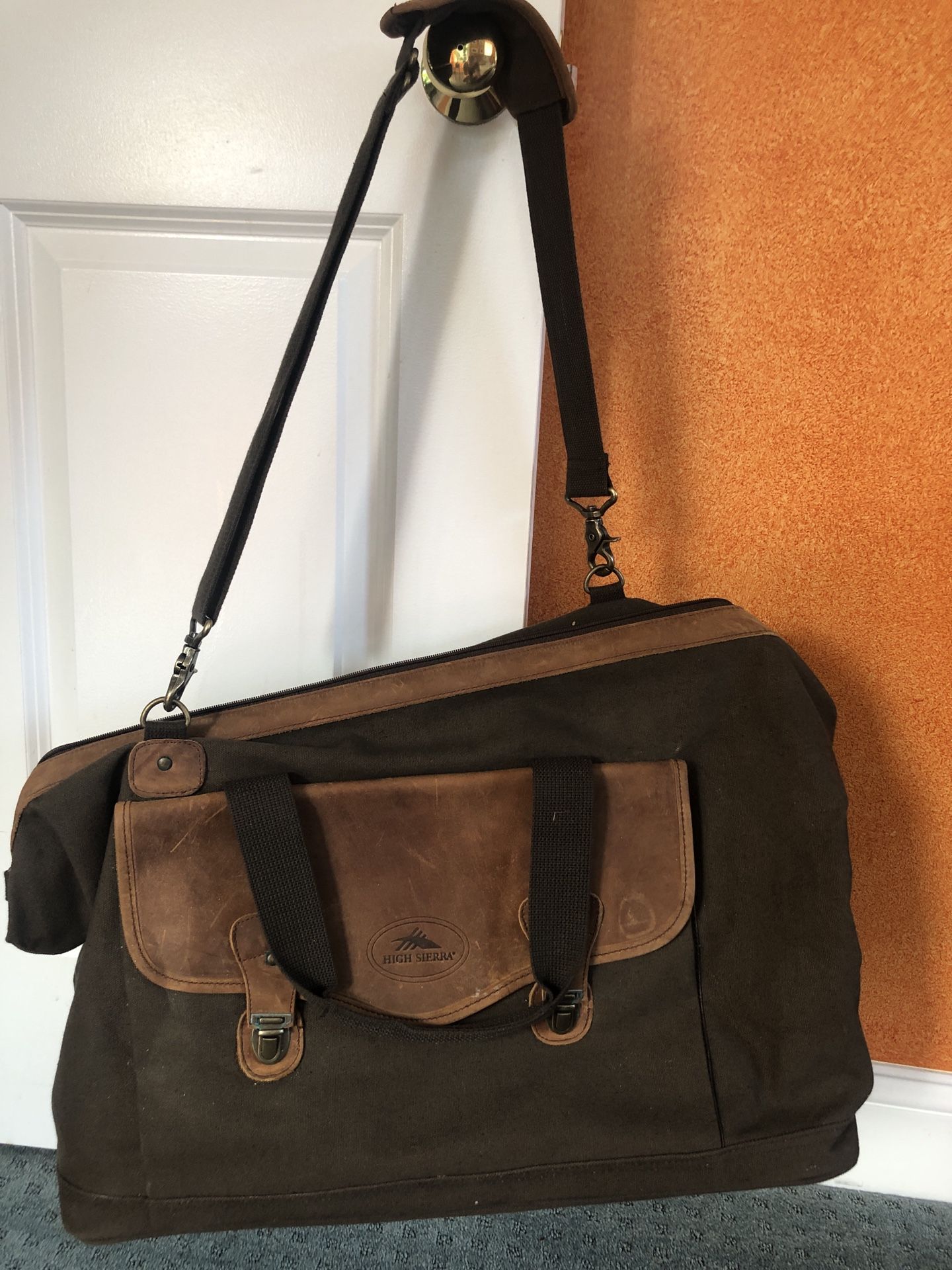 High Sierra Duffle / Plumbing Bag 