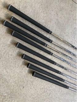 Mizuno JPX Hot Metal 925 Iron Set
