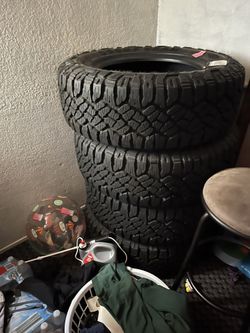 27565R18 Brand New Tires 4 Of Them Wrangler DuraTracNever Even Put Them On Just Been In Livingroom 