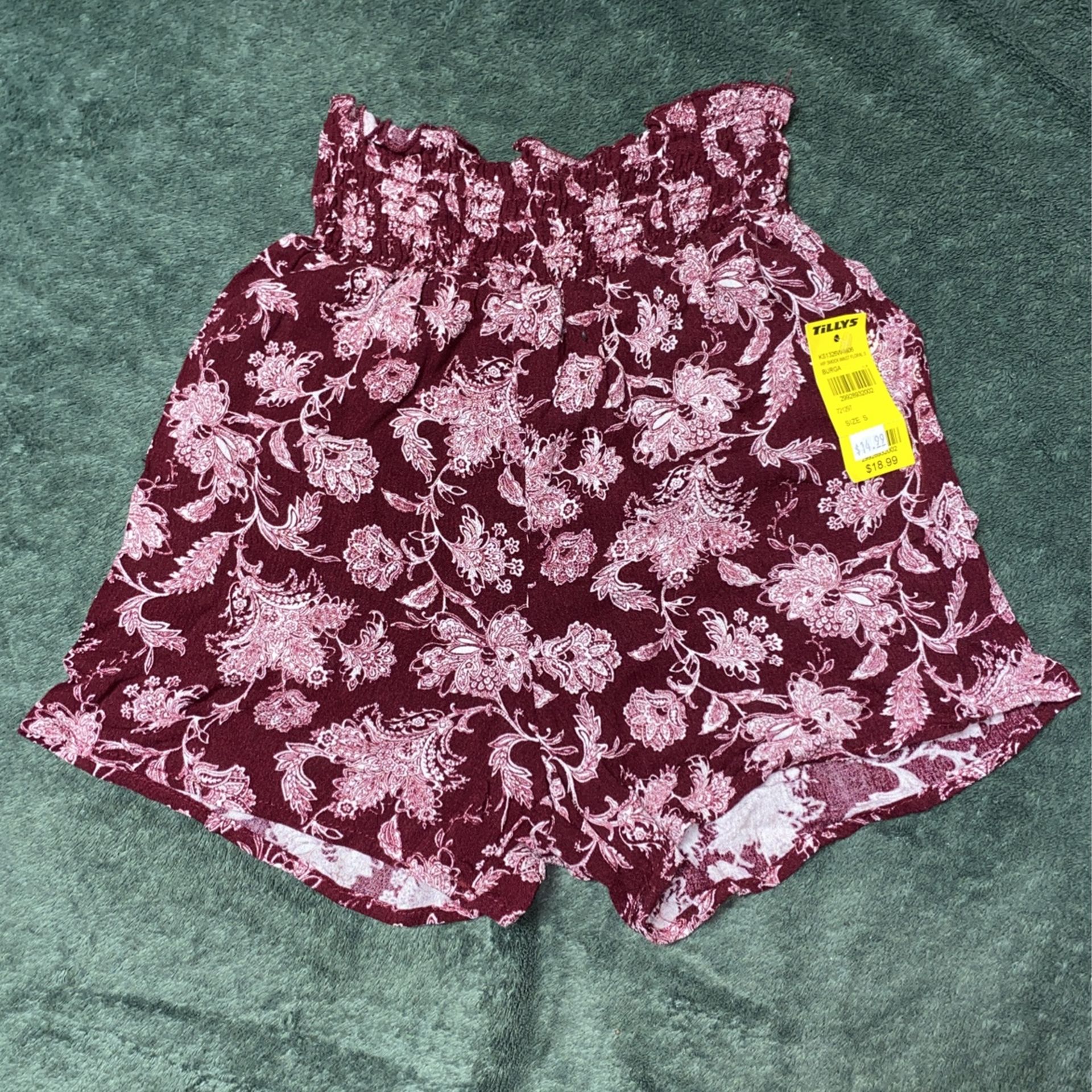 red and white floral high rise shorts