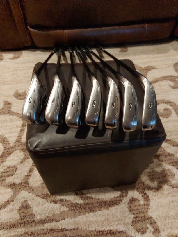 Golf Maverik Iron Set Rt Hand Reg Flex Graphite, Jumbo Winn 2.0 Grips 