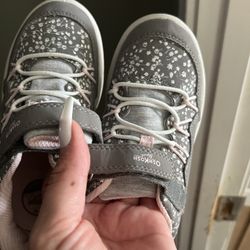 Oshkosh Size12 Kids Size