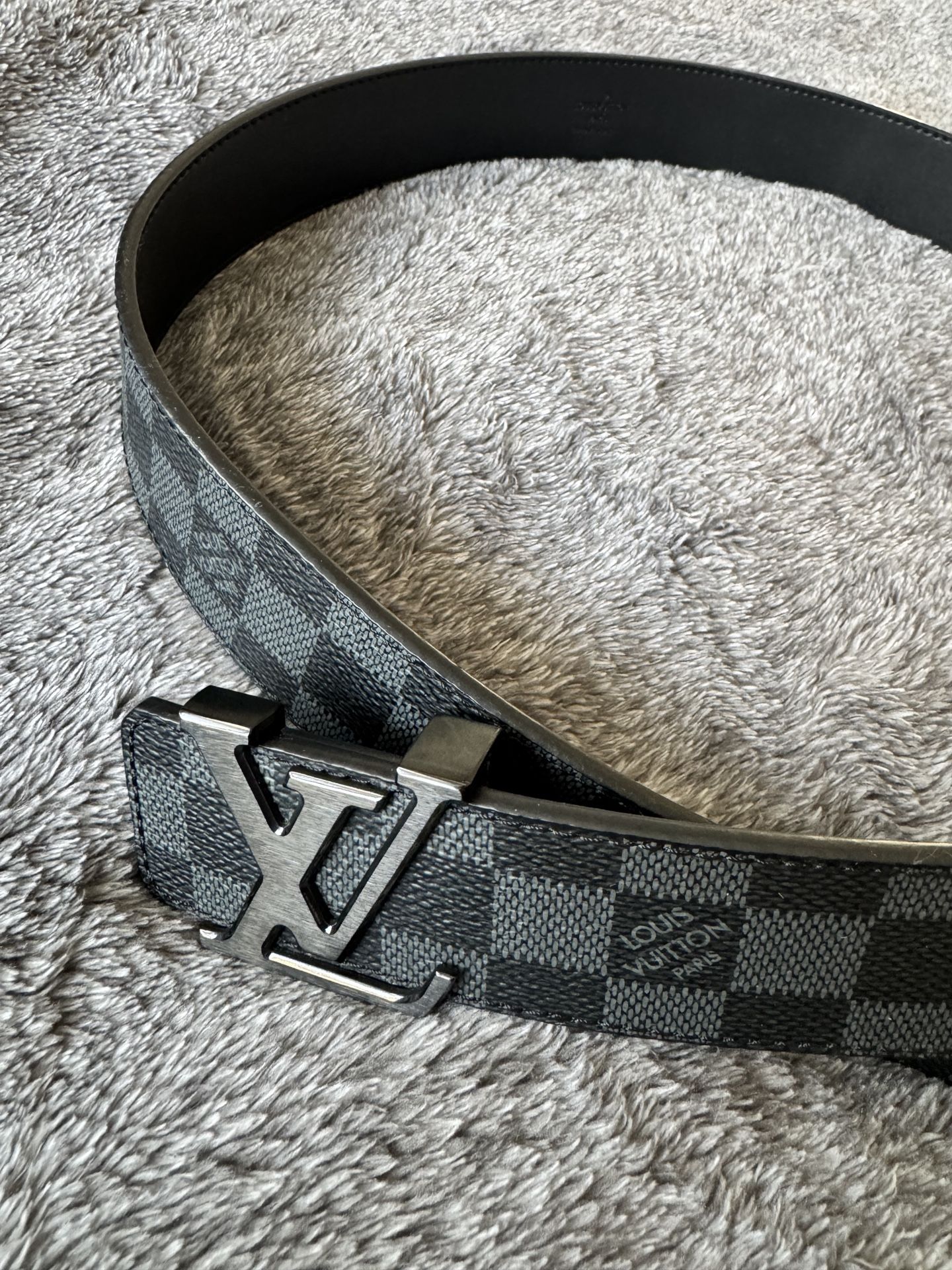🖤 Louis Vuitton Men’s Belt – Black Graphite Damier – Size 110 (Fits 36”-40”) 🖤