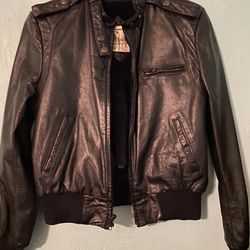 Black Leather Jacket With Removable Inside Fur Sz12 Medium Ladies