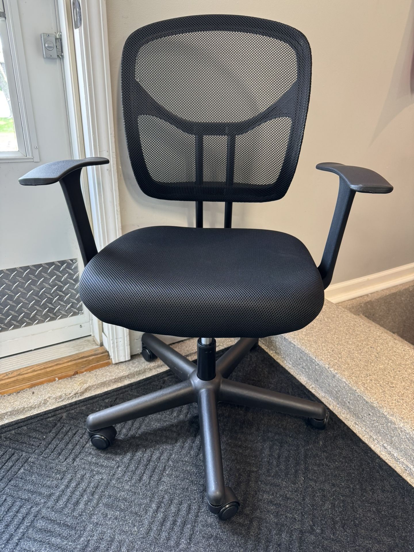 Brand New Black Mesh Back Height Adjustable Reclining Ergonomic Office Chair 