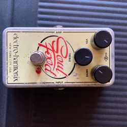 Electro Harmonics Guitar Pedal