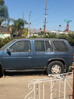 1994 Nissan Pathfinder